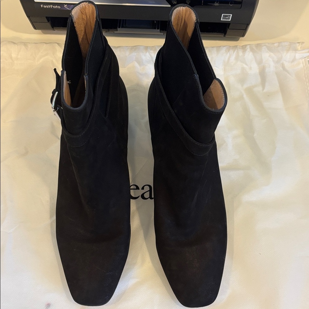GIANVITO ROSSI Suede Ankle Boots